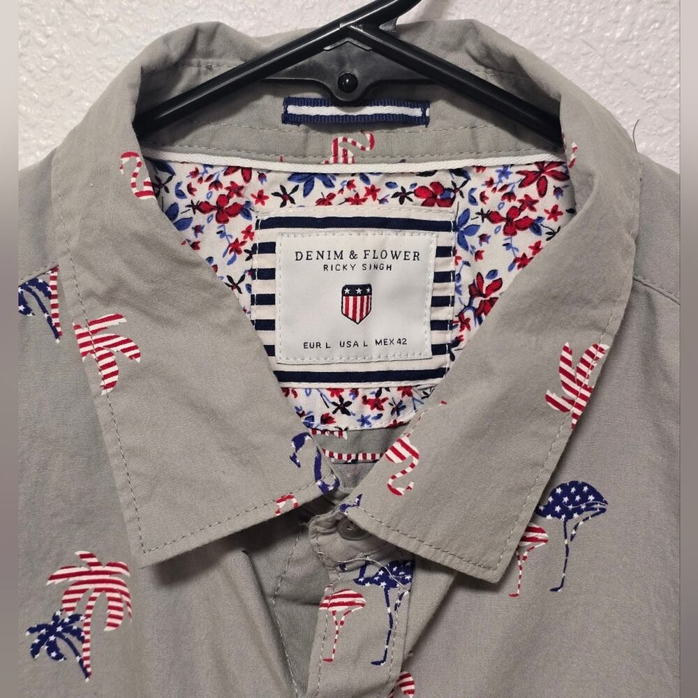Denim & Flower Flag Flamingo Palm Tree Short Sleeve Button Down Shirt Size Large - Picture 3 of 3